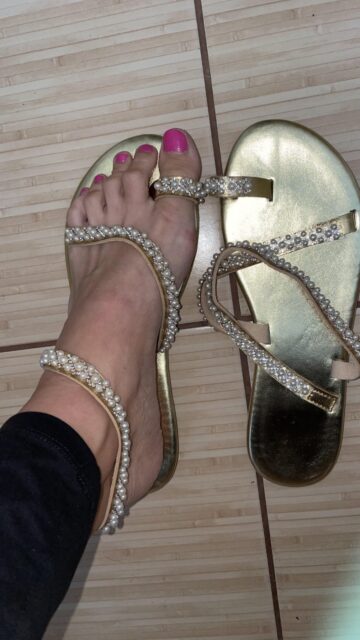 Б/у сандалии